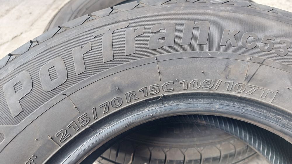 Гуми за Бус 215/70/15 C Kumho 2 броя