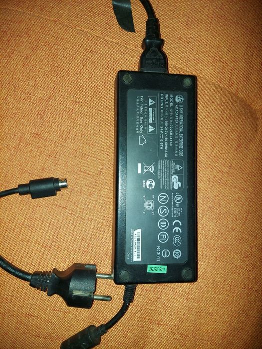 Tv Westwood,56 cm ,pentru piese ,alimentator 24 v ,telecomanda