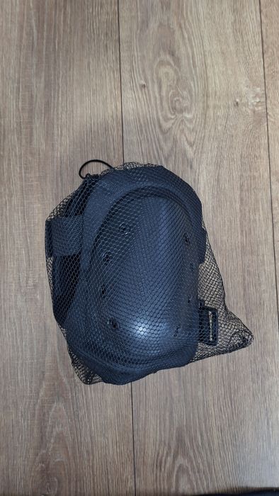 Protecții profesioniste (cotiere+genunchiere)