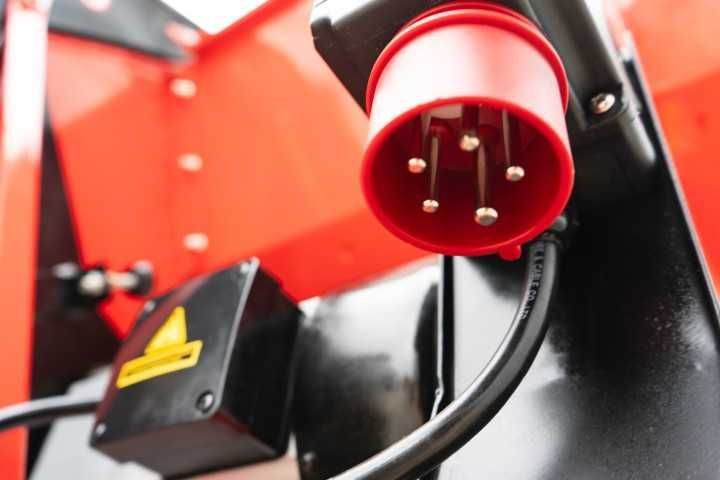 ferastrau circula pw700 cu motor trifazic