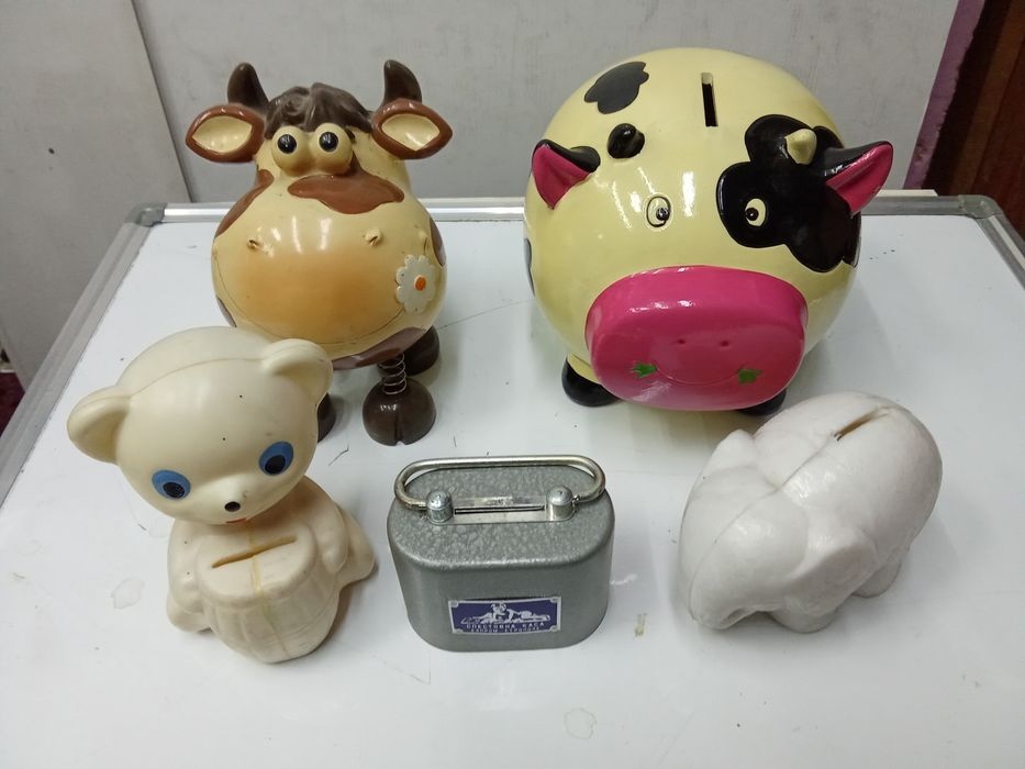 Лот от детски касички