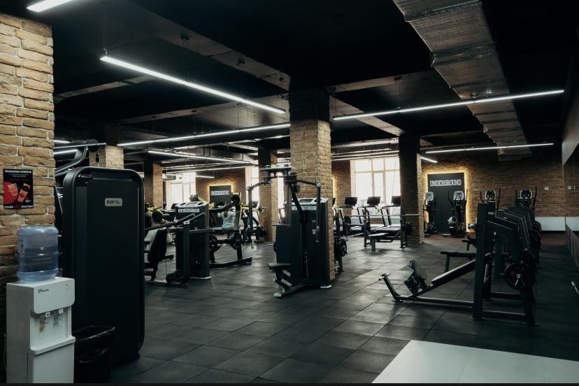 Годовой абонемент в фитнес зал