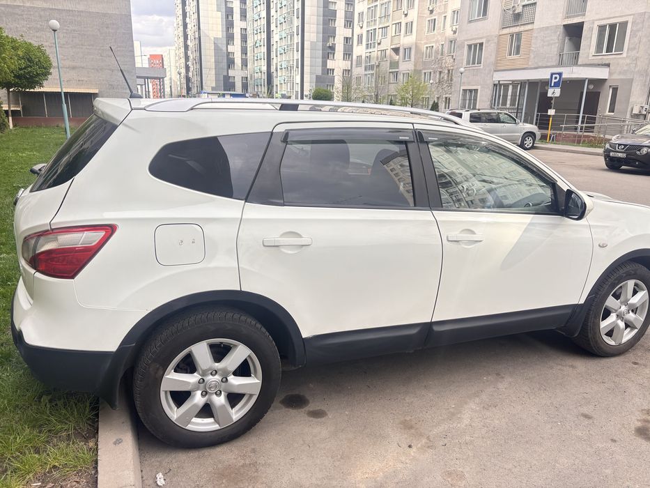 Продам Nissan Qashqai