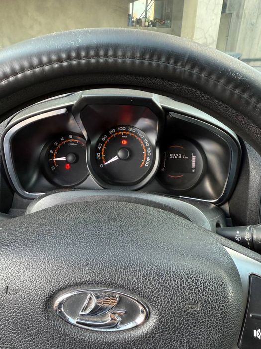 Продается автомобиль Lada X-Ray