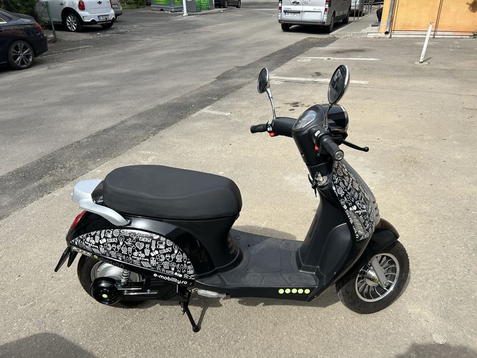 Vand scuter electric motogrini