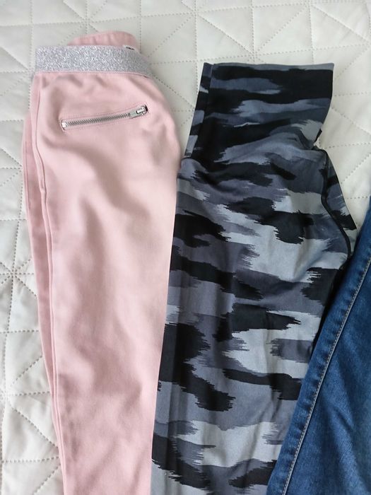 Лот от дамски долнища