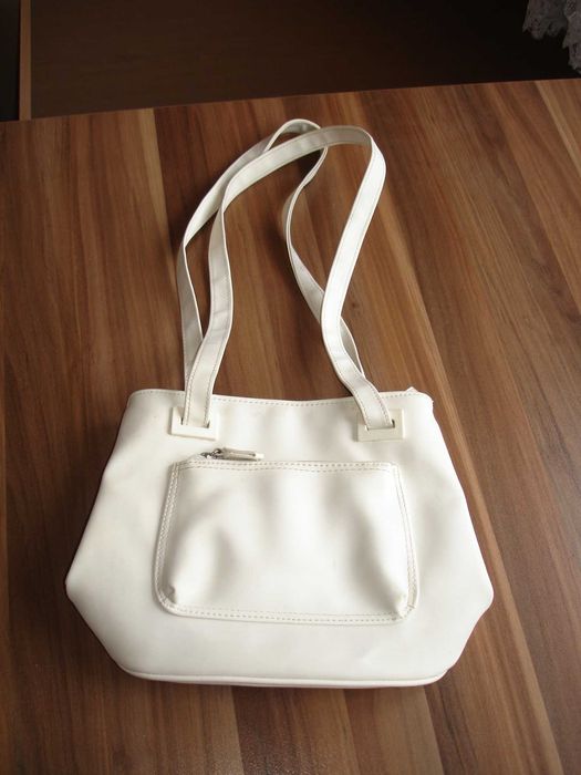 Елегантна дамска чанта