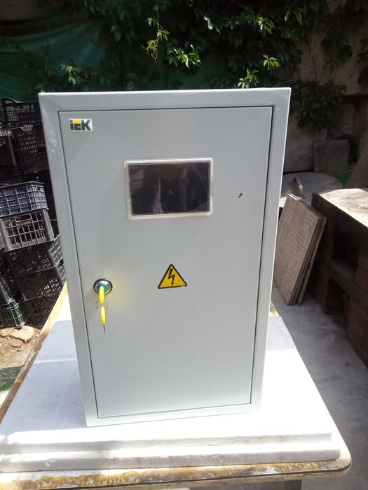 Продам электро щиток