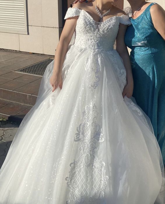 Продам свадебное платье