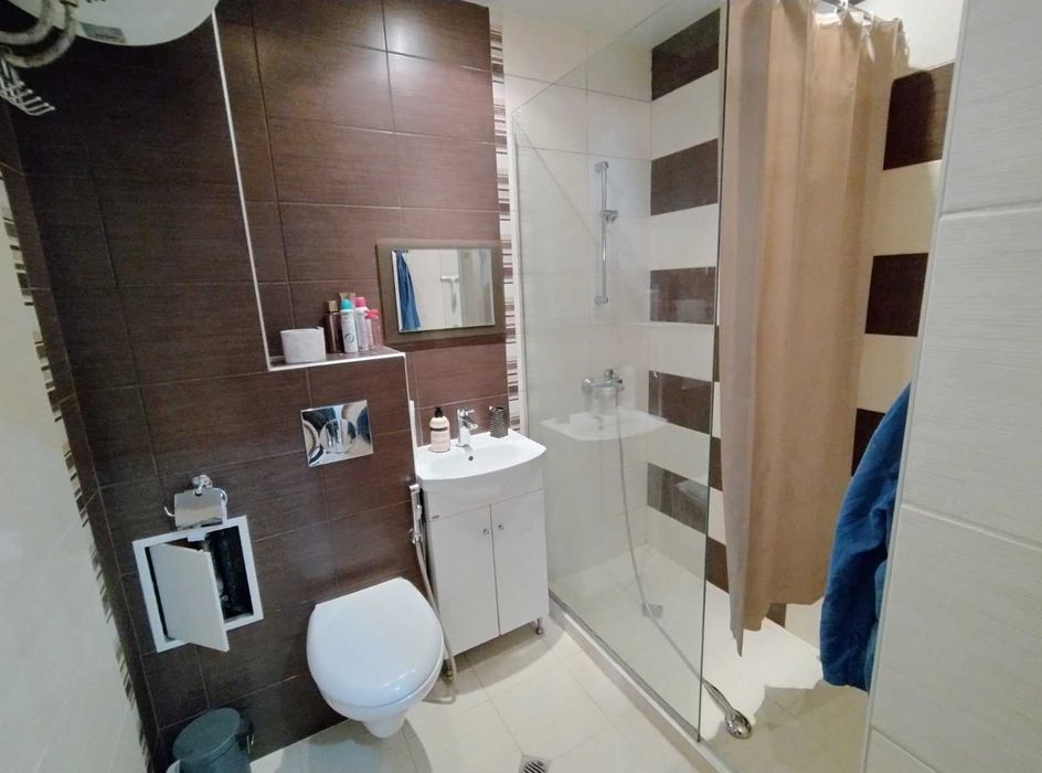 Продава се Двустаен апартамент в Варна, Център - 67 кв.м за 1667 €/кв.м - Снимка #12