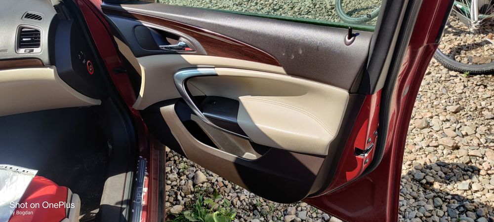 Vindem piese rezultate din dezmembrarea unui Opel Insignia