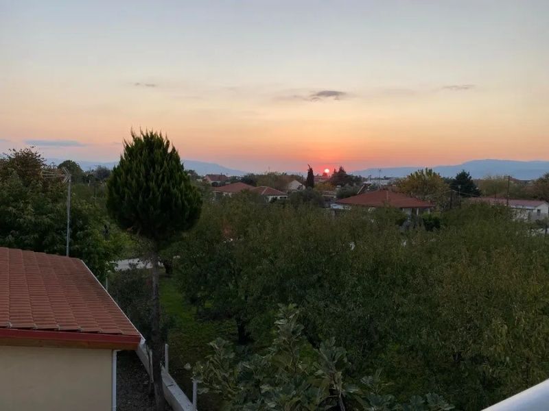 ПРОДАВА ! Самостоятелна къща в Паралия Офринио