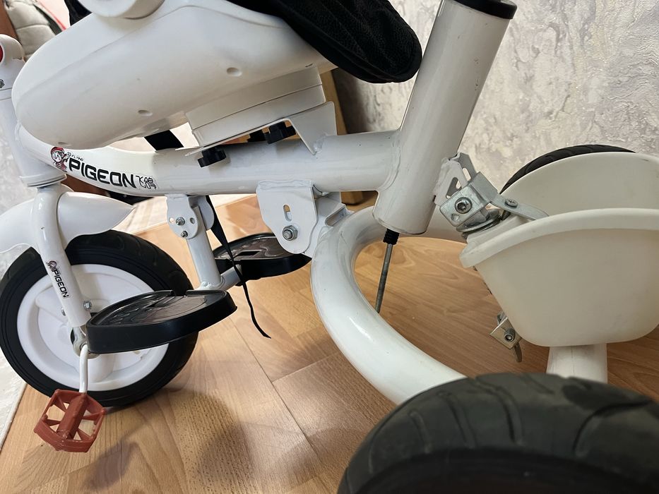 Трехколесный велосипед