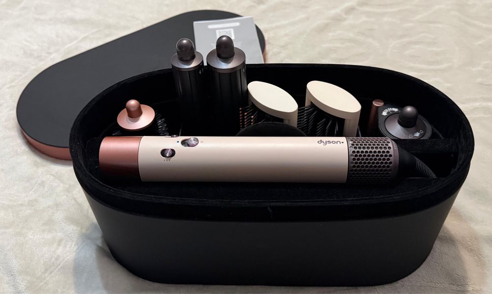 Продам Dyson Airwap Limited Edition Sakura Pink