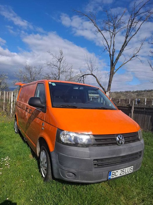 VW Transporter T5 L2