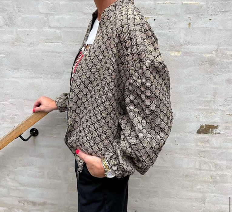 Яке Zara Gucci  размер universal