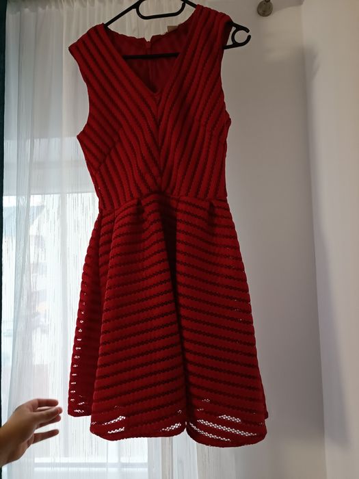 Vând rochiță de ocazie