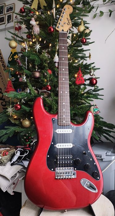 Chitară electrică Squire by Fender light custom