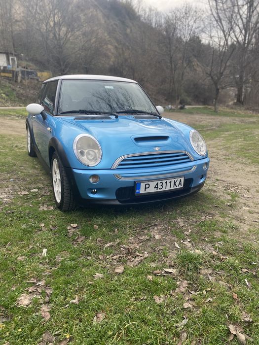 Автомобил Mini Cooper S