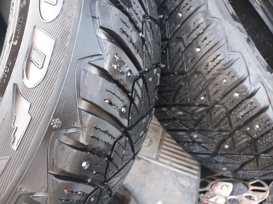 Шины Goodyear в хорошем состоянии