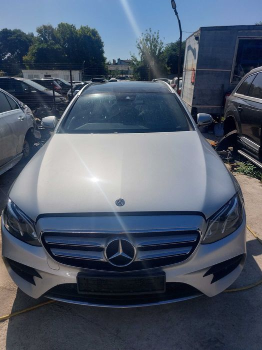 На Части:Mercedes W213 4MATIC AMG E220d 194 кс 2018 654 двигател, код кутия 725.058