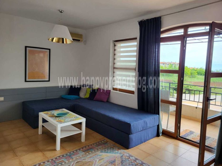 Продава се Тристаен апартамент в с. Кошарица, Област Бургас - 76 кв.м за 994 €/кв.м - Снимка #1