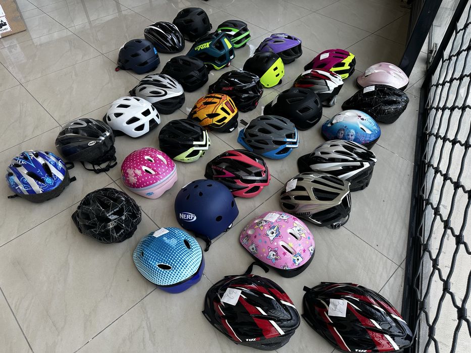 Каска за колело различни модели