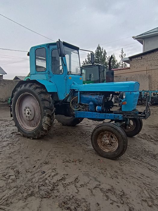 Трактор сотилади Т-28