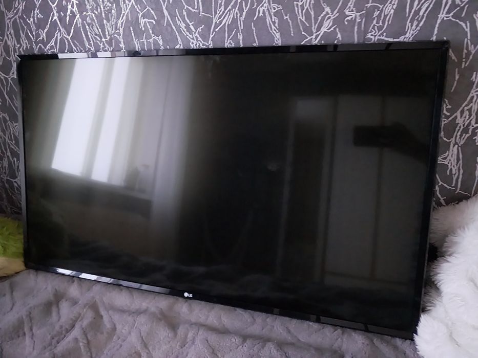 Продам телевизор