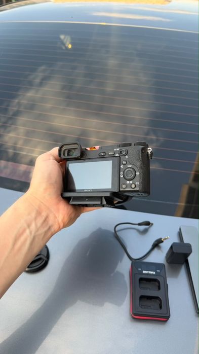 Фото-видео камера Модель: Sony α6500