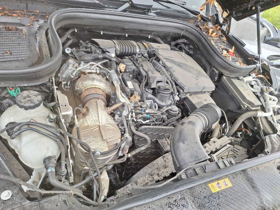 Dezmembrez Mercedes-Benz W167 GLE 350 DE 4Matic Hybrid 2.0 Cdi A654920