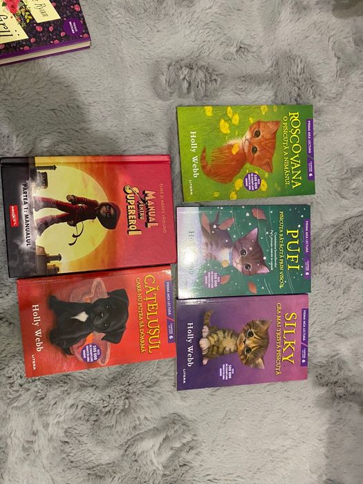 Vand carti diverse pentru copii