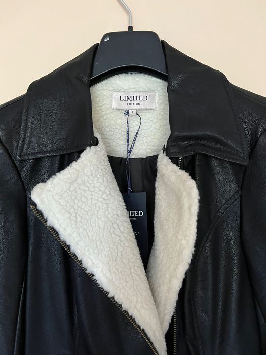 Кожено яке Mark and Spenser Limited