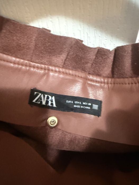 ZARA пола размер L