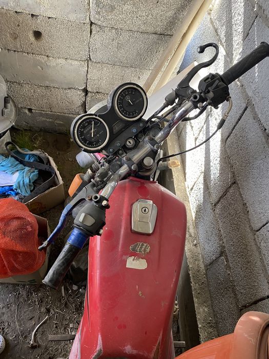 Мотоцикл Yamaha япошка