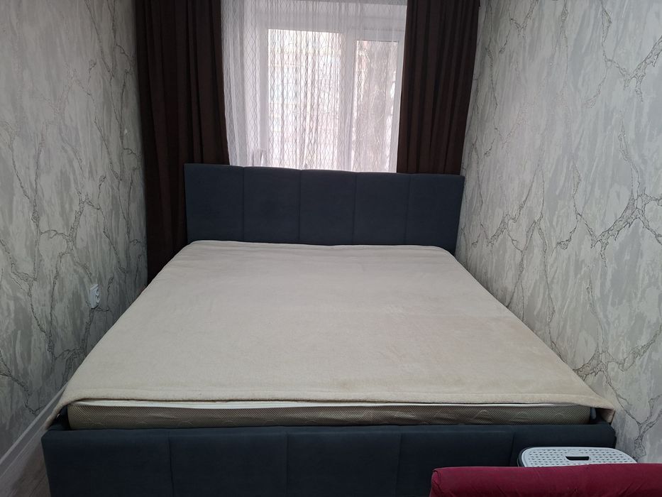 Кровать продам двуспальная