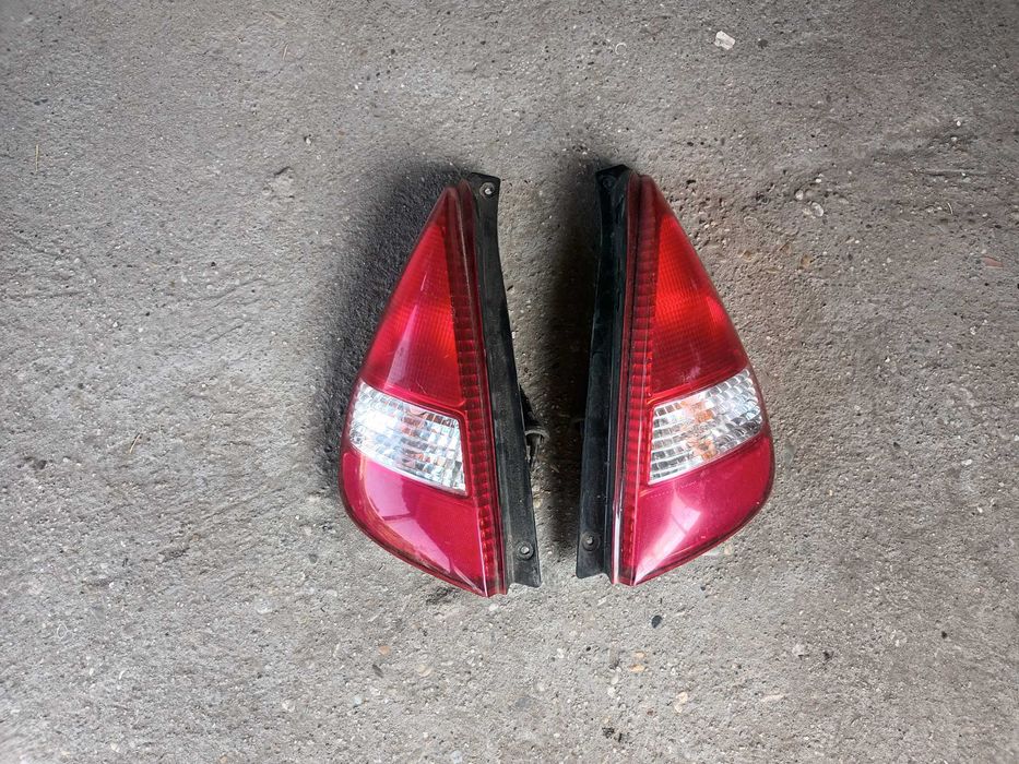 ляв и десен стоп за сузуки лиана SUZUKI LIANA