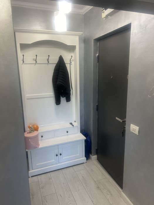 Inchiriez ap 3camere zona Dacia