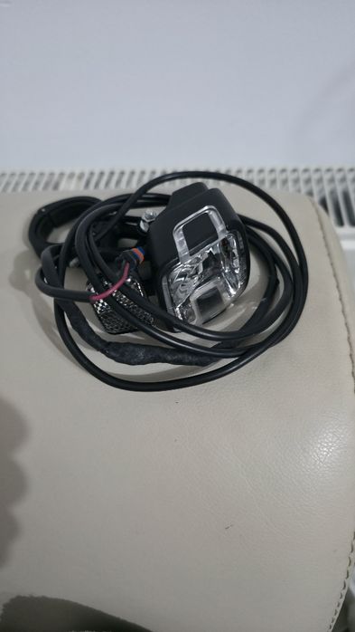 Far bicicletă electrică
