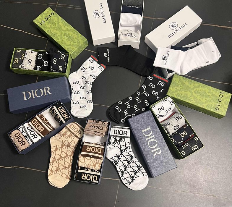 Различни марки Чорапи