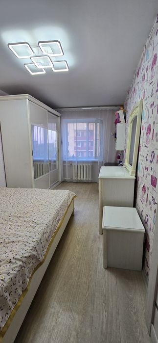 Продам 2х Комн квартиру в центре!