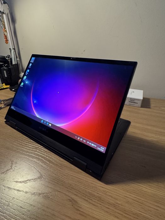 Ноутбуе Asus ZenBook Flip S