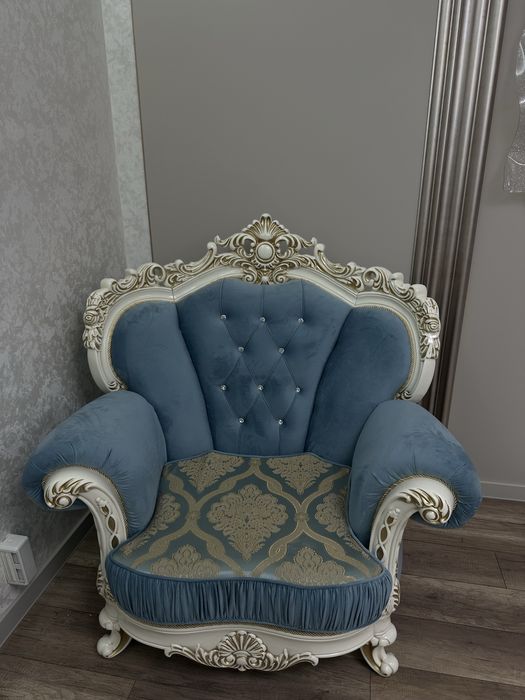 Уютное домашнее кресло