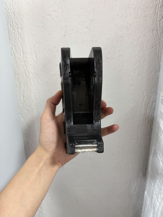 Диспенсер для скотча, “скочерезка”