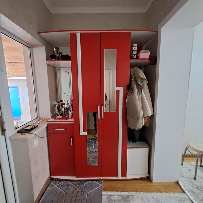 Шкаф в  прихожую