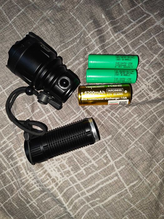 Продавам мощен ръчен фенер