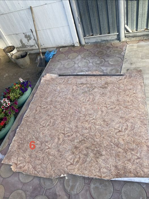 Продам линолиум в хорошем состояний