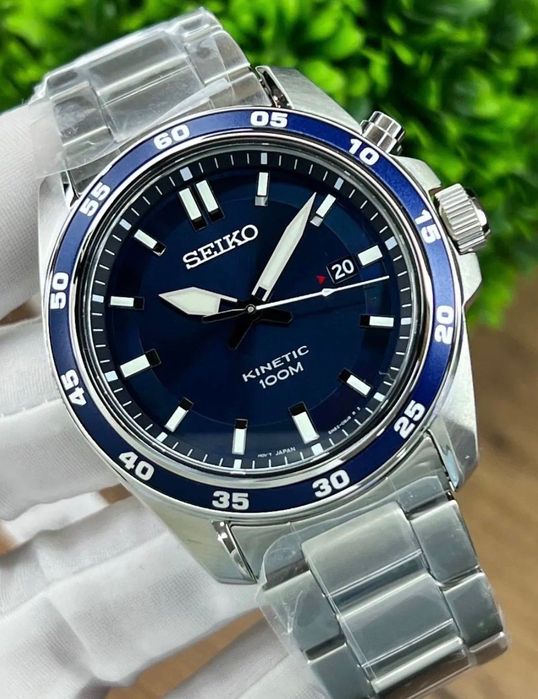 Часы SEIKO kinetic в отличном состоянии.