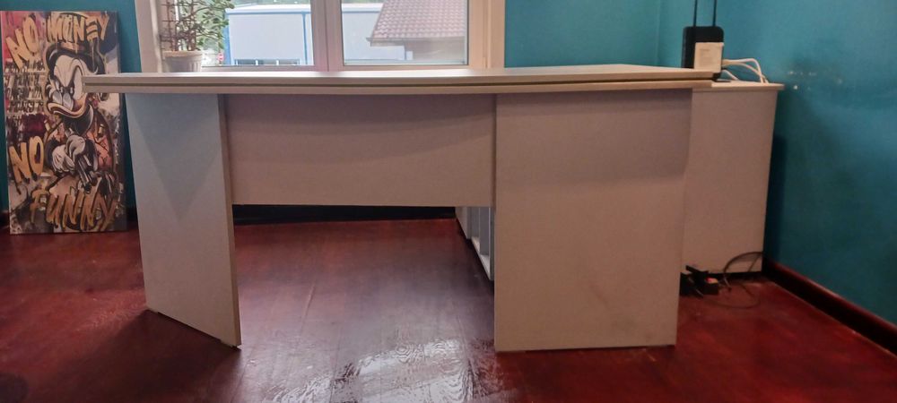 Гъвкави офис бюра