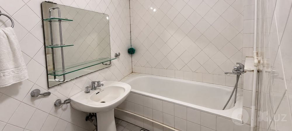 Талаба кизла учун ижарага ховли 5 хона